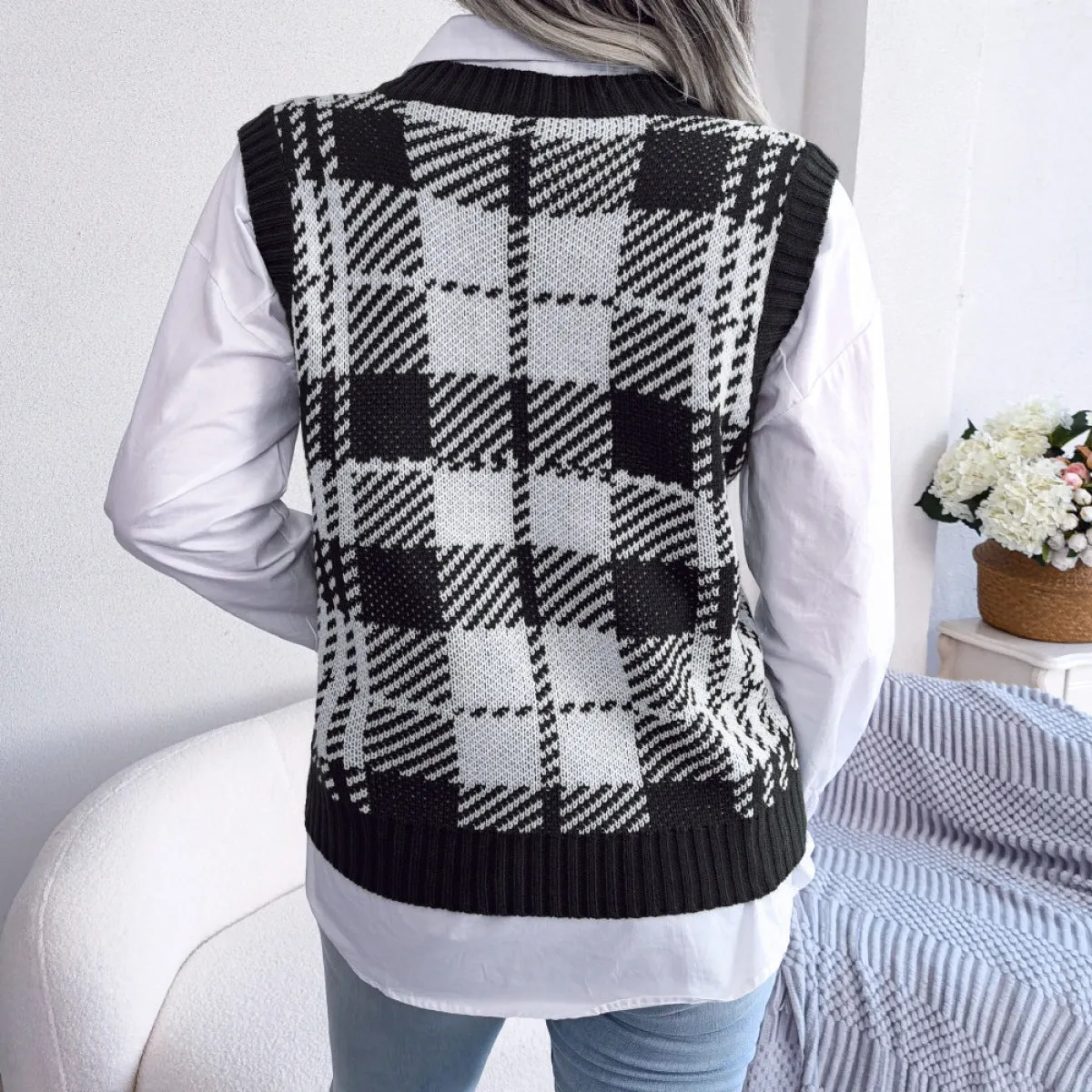 Colorblock Plaid Knit Vest