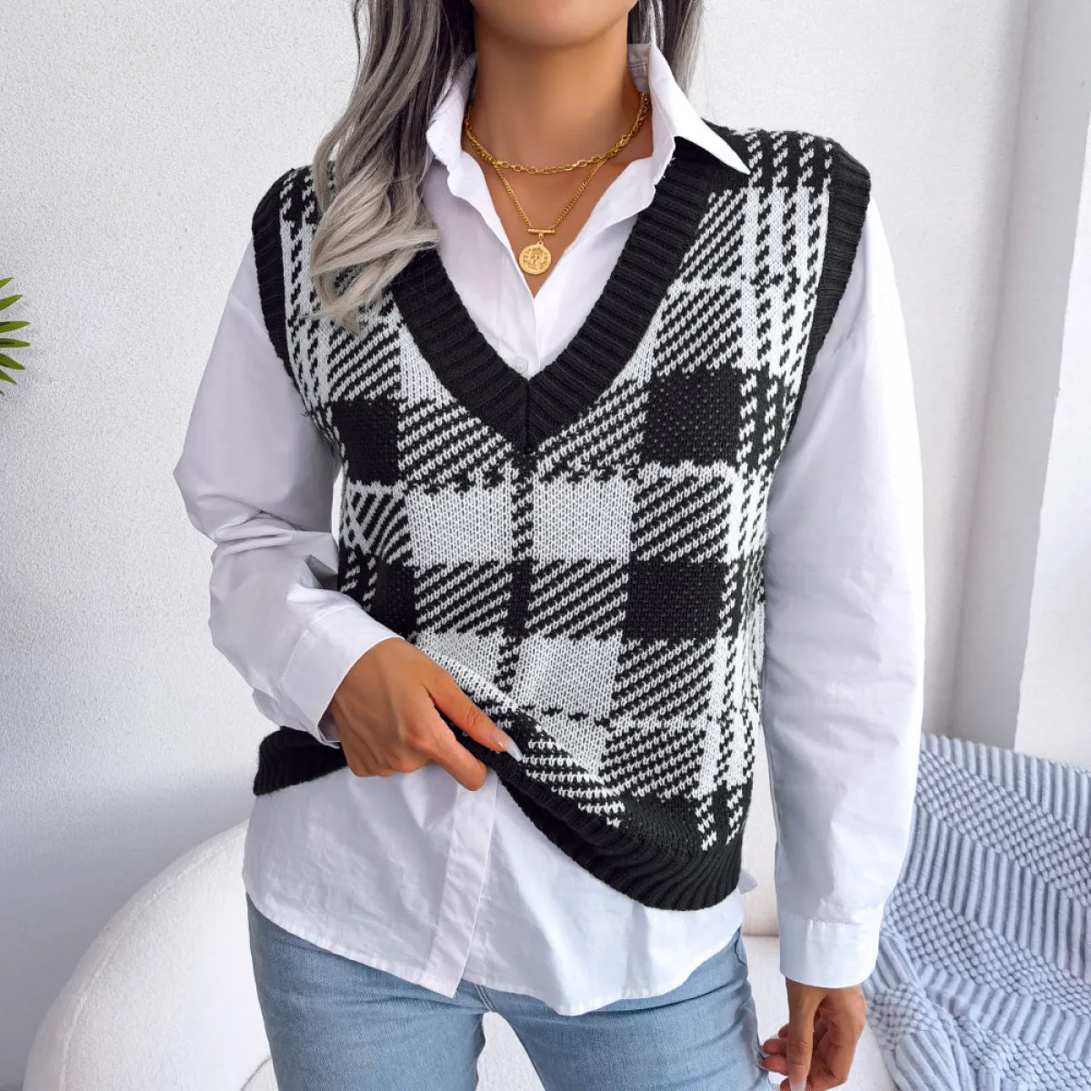 Colorblock Plaid Knit Vest