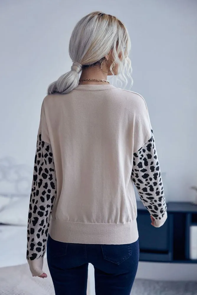 Khaki Leopard Sleeves V Neck Knit Sweaters