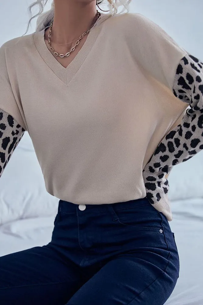 Khaki Leopard Sleeves V Neck Knit Sweaters