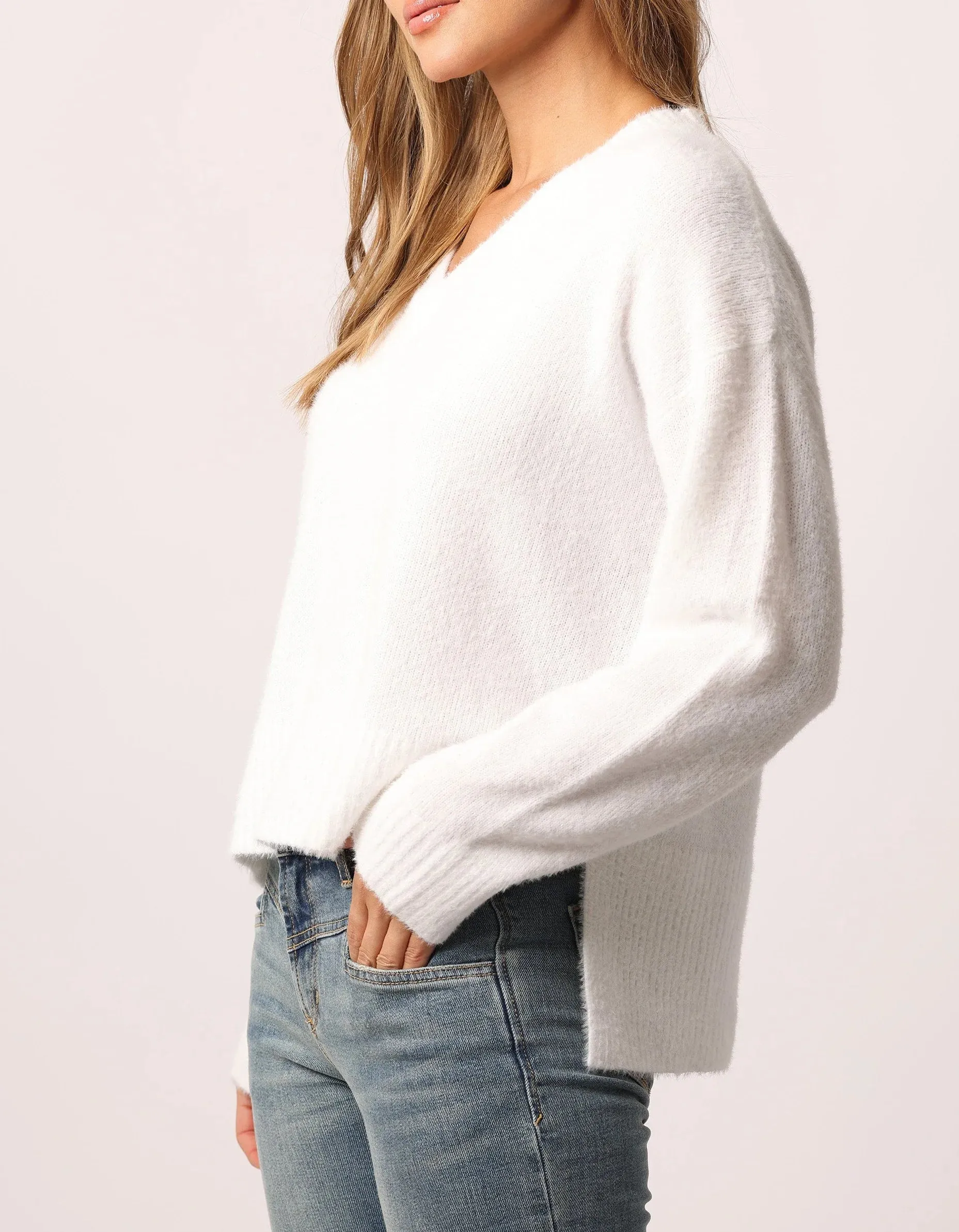 MARGARITA V-NECK COZY SWEATER